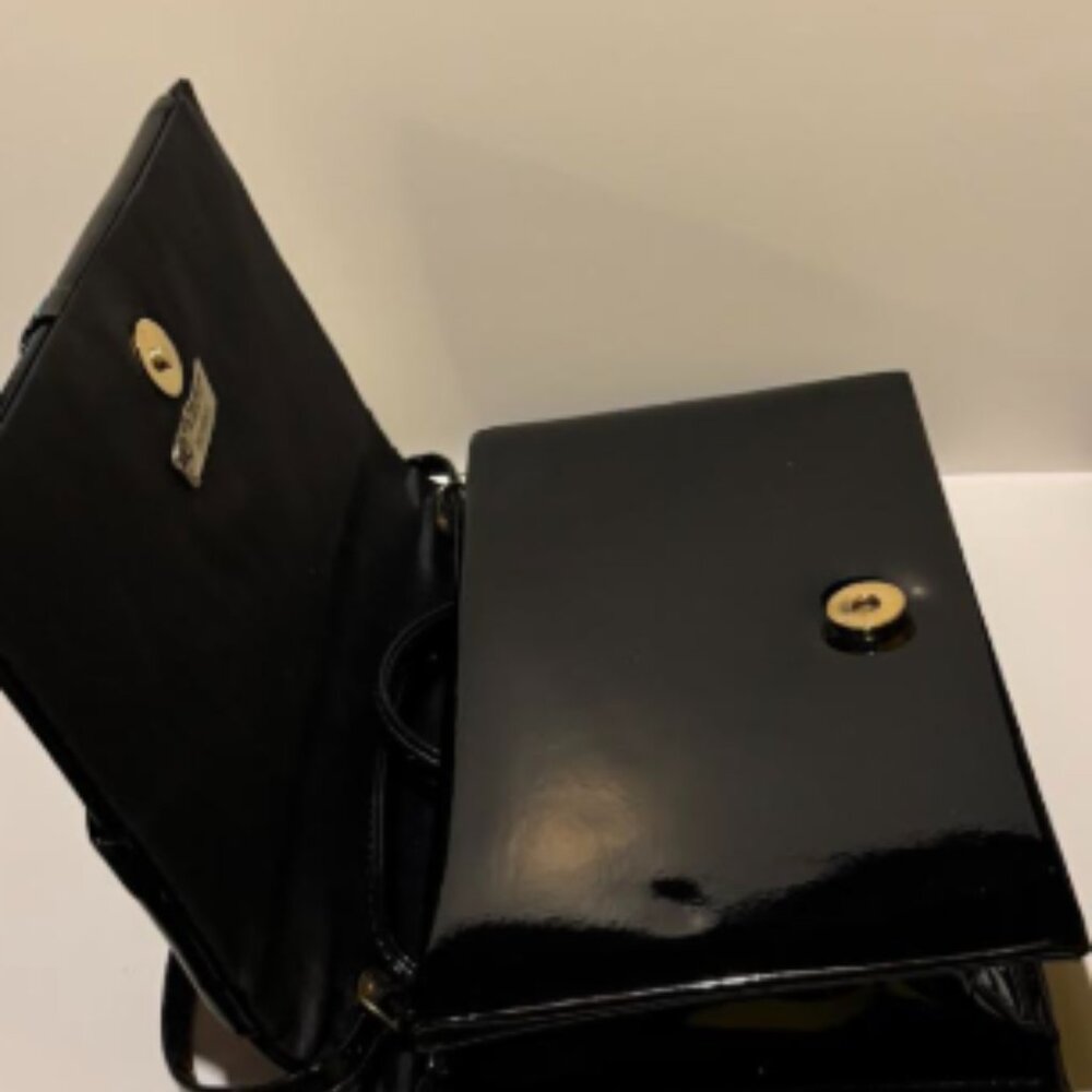 Vintage Diagonal Closure 70’s Patent Leather Clutch with Convertible Strap